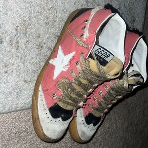 Pink mid star golden goose!